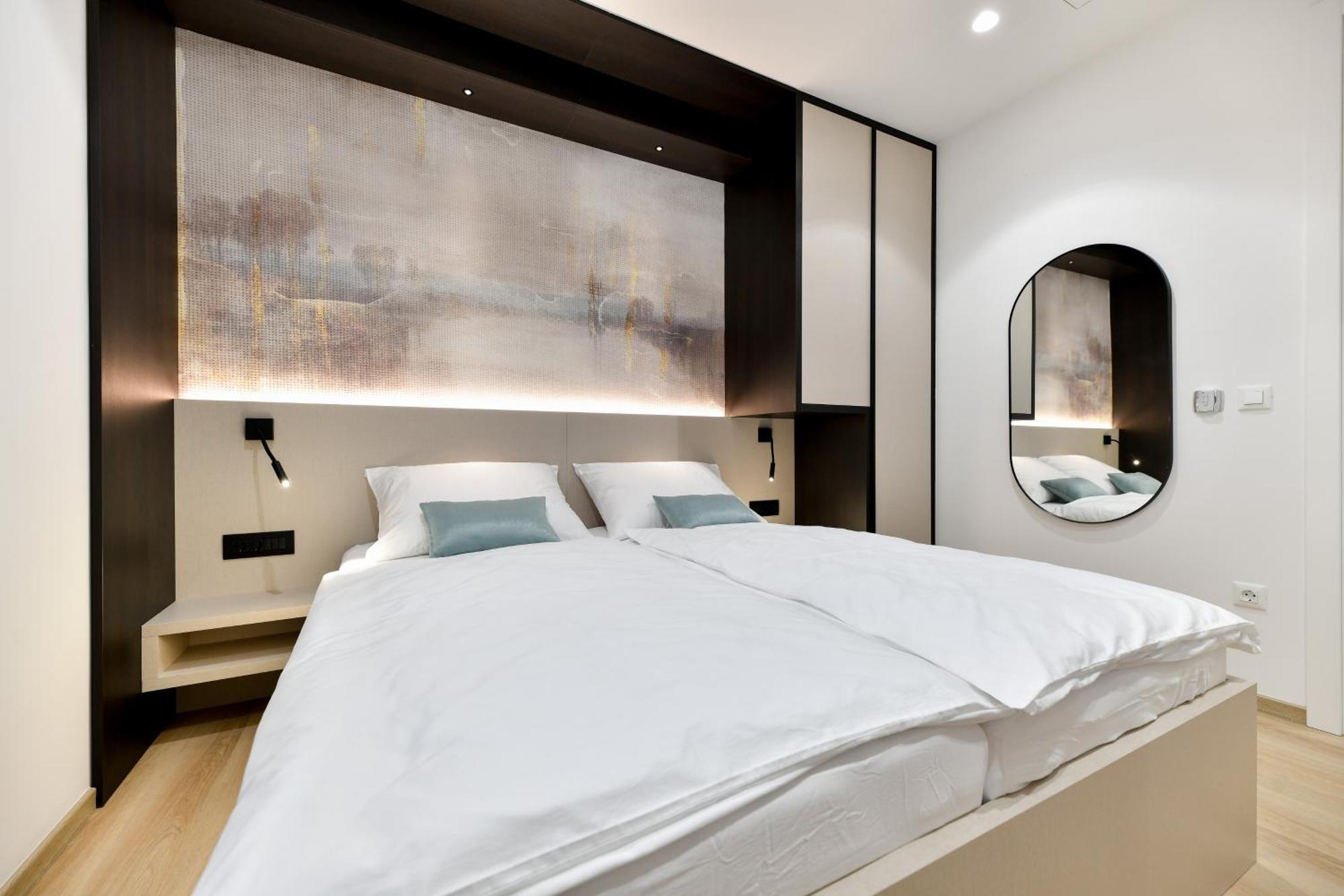 Crowonder Apartments & Rooms Oaza With Heated Swimming Pool And Sauna Turanj Exterior foto